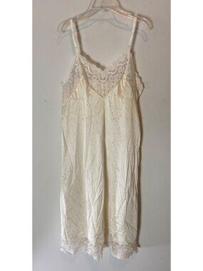 Vintage JCPenney White Nylon Lace-Trimmed Slip Dress 34/12 Adjustable Straps